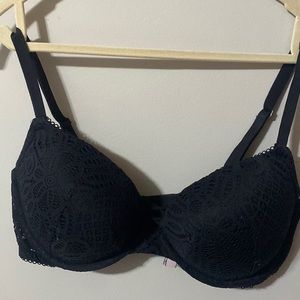 VS 36DD push up with cute cross cross strap detail